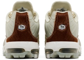 Nike Air Max Plus Golf 'Campeones del Players Championship' HF1033-100 Details for Nike Air Max Plus Golf 'Campeones del Players Championship' HF1033-100