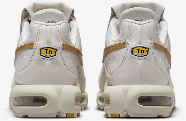 나이키 에어 맥스 플러스 HV2541-001 Details for 나이키 에어 맥스 플러스 HV2541-001