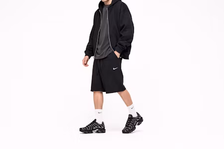 Order Nike Air Max Plus Premium ''Schwarz Metallisch Silber'' HQ3029-001