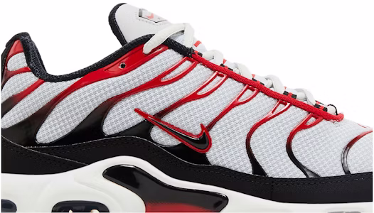 Nike Air Max Plus Platinum Hitam Merah Universitas FN6949-002 Order Nike Air Max Plus Platinum Hitam Merah Universitas FN6949-002