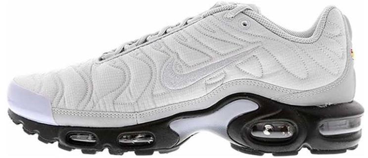 nike-air-max-plus-quilted-white-806262-020