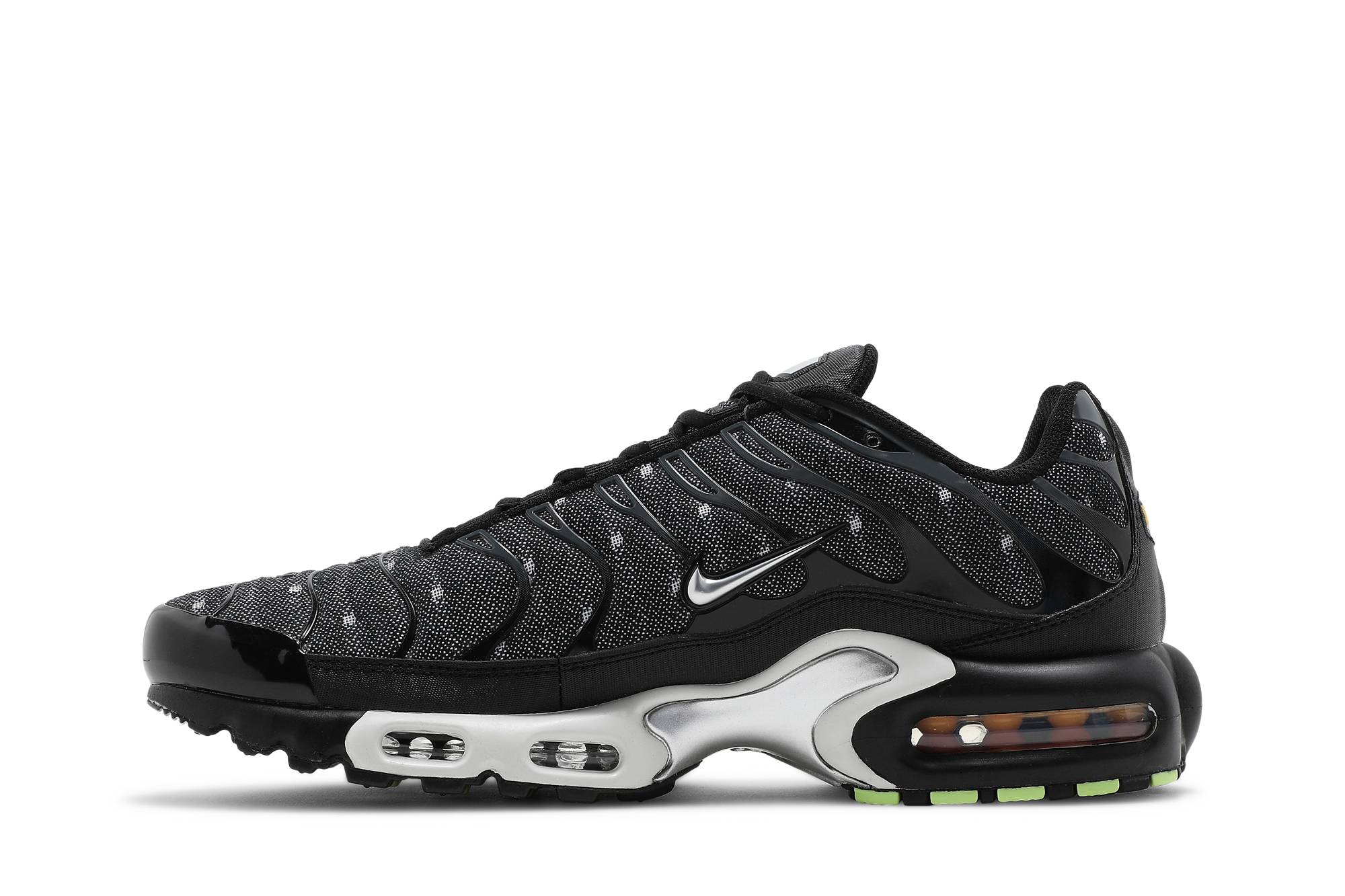 Lookbook 나이키 에어맥스 플러스 SE '블랙 크롬' DM7570-001