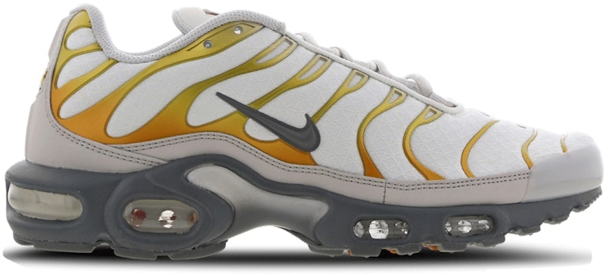 Nike air max plus white gold shop