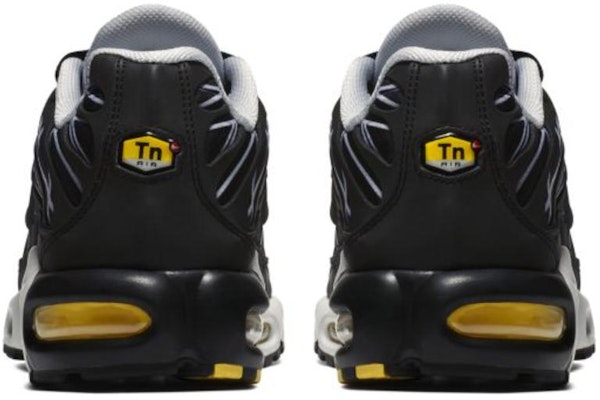耐克 Air Max Plus 鲨鱼 (黑色) AJ6311-001 Shop 耐克 Air Max Plus 鲨鱼 (黑色) AJ6311-001