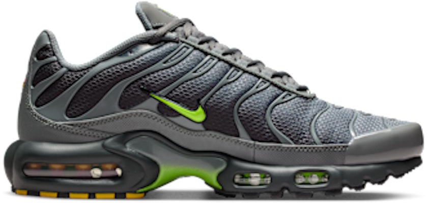 Nike Air Max Plus Sneakers Smoke Gray/Dark Smoke Gray/Black/Volt DM0032-026 Lookbook Nike Air Max Plus Sneakers Smoke Gray/Dark Smoke Gray/Black/Volt DM0032-026