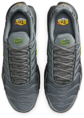 Nike Air Max Plus Sneakers Smoke Gray/Dark Smoke Gray/Black/Volt DM0032-026 Shop Nike Air Max Plus Sneakers Smoke Gray/Dark Smoke Gray/Black/Volt DM0032-026