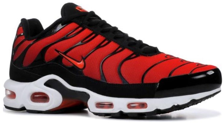 Nike Air Max Plus Team Orange Team Red 852630-023 Lookbook Nike Air Max Plus Team Orange Team Red 852630-023