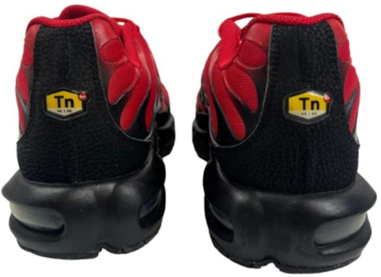 Nike Air Max Plus TN 'University Red' Merah Universitas 852630-603 Lookbook Nike Air Max Plus TN 'University Red' Merah Universitas 852630-603