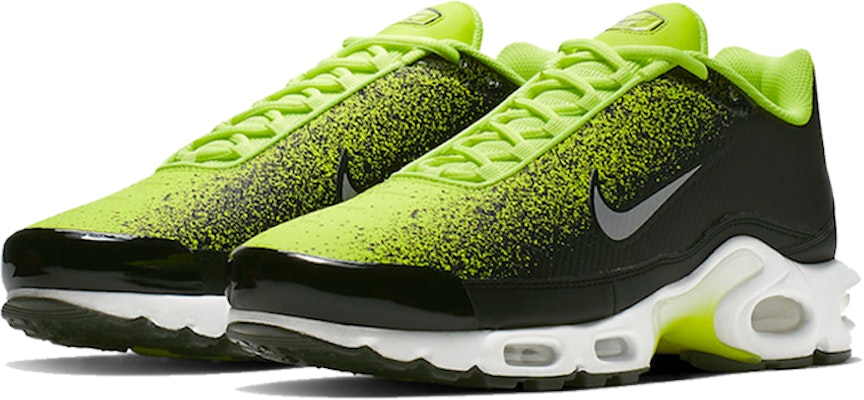 Nike Air Max Plus TN SE 'Volt Spray Paint' CI7701-700 Lookbook Nike Air Max Plus TN SE 'Volt Spray Paint' CI7701-700