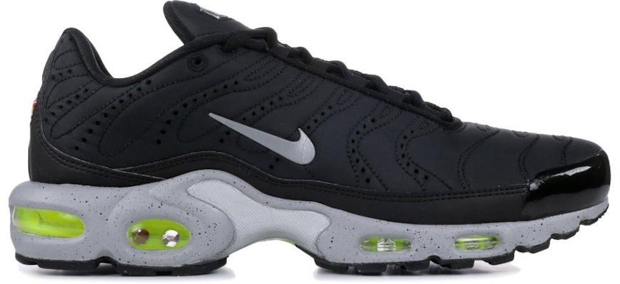 Nike Air Max Plus Tuned Hitam 815994-003 Order Nike Air Max Plus Tuned Hitam 815994-003