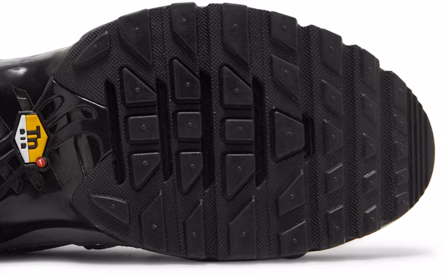 Nike Air Max Plus Utility 'Gris Lobo Negro' FD0670-002 Purchase Nike Air Max Plus Utility 'Gris Lobo Negro' FD0670-002