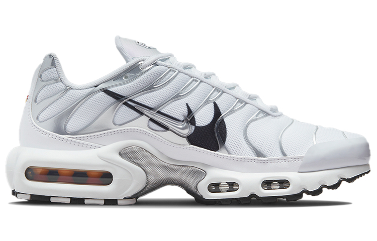 Order Nike Air Max Plus Putih Perak Metalik DV3456-100