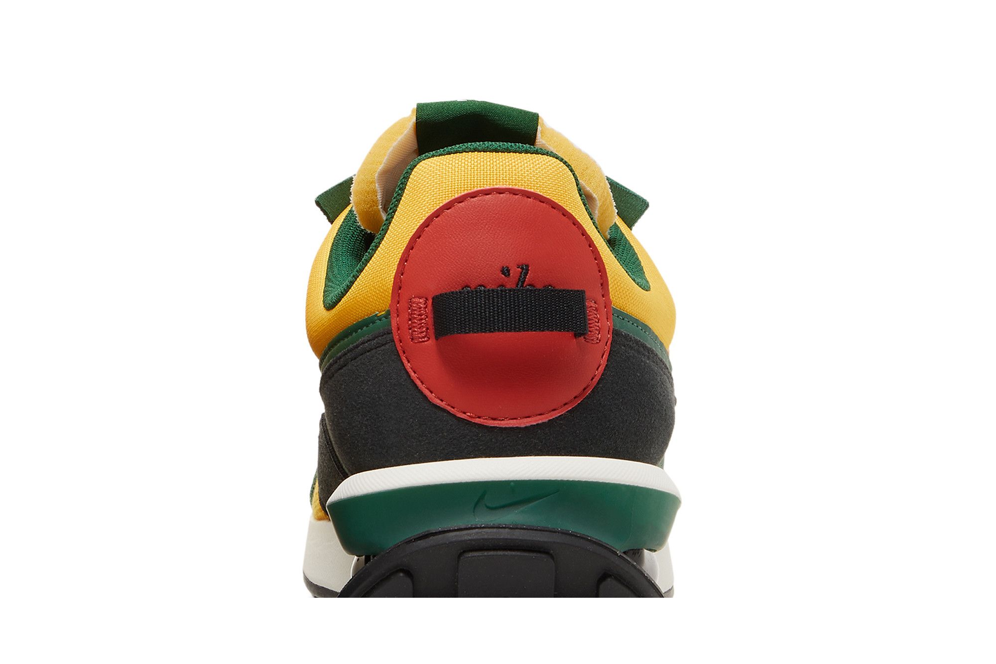 Cheap Nike Air Max Pre-Day 'University Gold Gorge Green' Emas Hijau Gorge DM0008-700