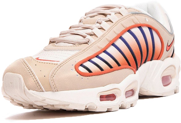 Nike Air Max Tailwind 4 'Desert Ore' Pria & Wanita Sneakers AQ2567-200 Lookbook Nike Air Max Tailwind 4 'Desert Ore' Pria & Wanita Sneakers AQ2567-200