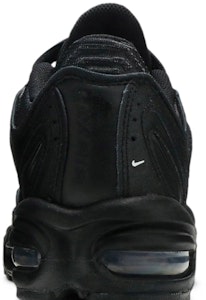 ナイキ エア マックス テイルウィンド 4 "トリプルブラック" AQ2567-005 Sizing ナイキ エア マックス テイルウィンド 4 "トリプルブラック" AQ2567-005