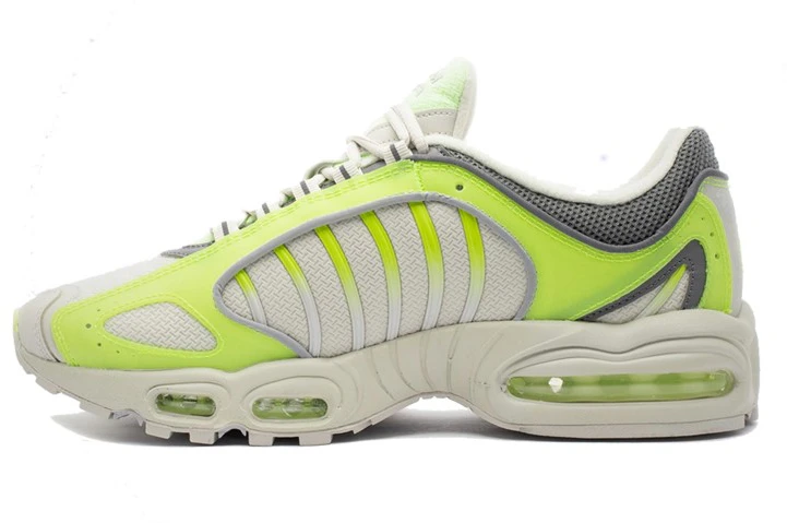 nike-air-max-tailwind-4-volt-cj-0784-700