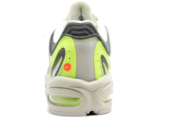 Lookbook 耐克Air Max Tailwind 4“荧光绿” CJ0784-700