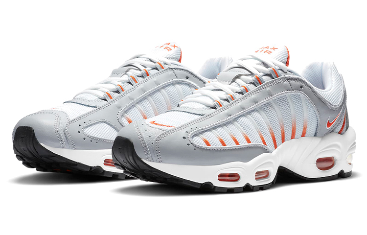 Lookbook ナイキ エア マックス テイルウィンド 4 白/オレンジ/グレー CT1267-100