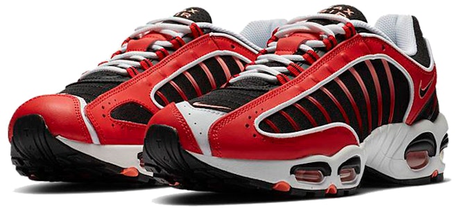 Nike Air Max Tailwind 4 Merah Chile Hitam CT1284-600 Lookbook Nike Air Max Tailwind 4 Merah Chile Hitam CT1284-600