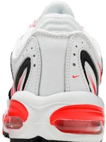 ナイキ エア マックス テイルウィンド 4 SE 白/赤 CU9240-100 Sizing ナイキ エア マックス テイルウィンド 4 SE 白/赤 CU9240-100