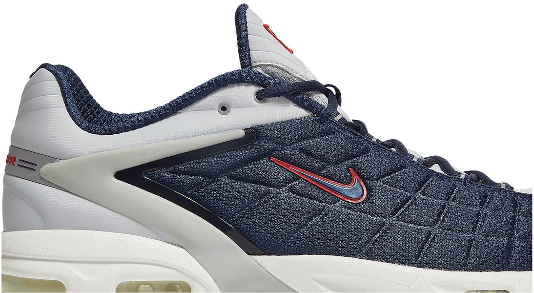 Nike Air Max Tailwind 5 SP ''USA'' Herren Sneaker CU1704-400 Lookbook Nike Air Max Tailwind 5 SP ''USA'' Herren Sneaker CU1704-400