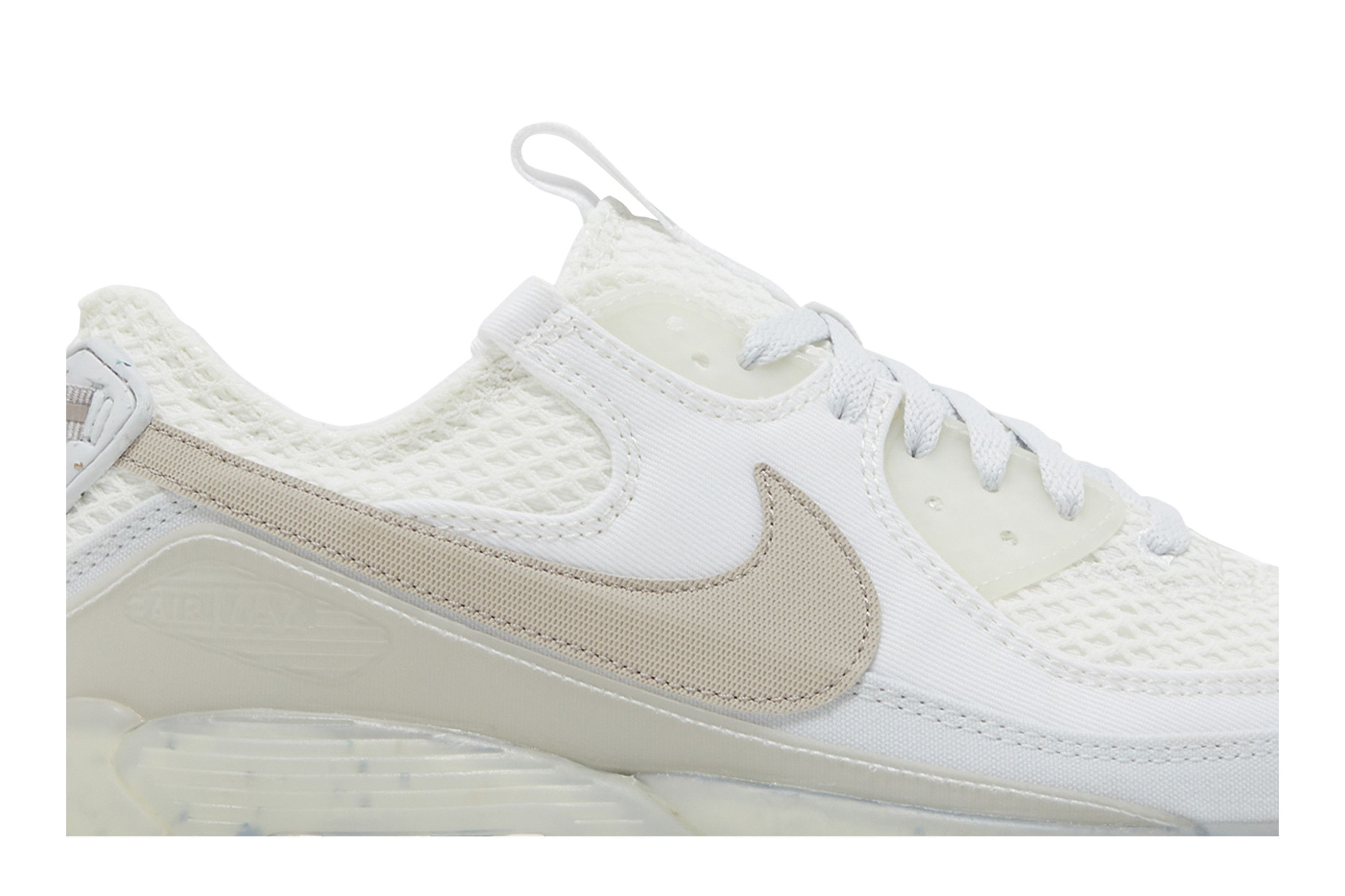 Order Nike Air Max Terrascape 90 'Putih Light Iron Ore' DM0033-100