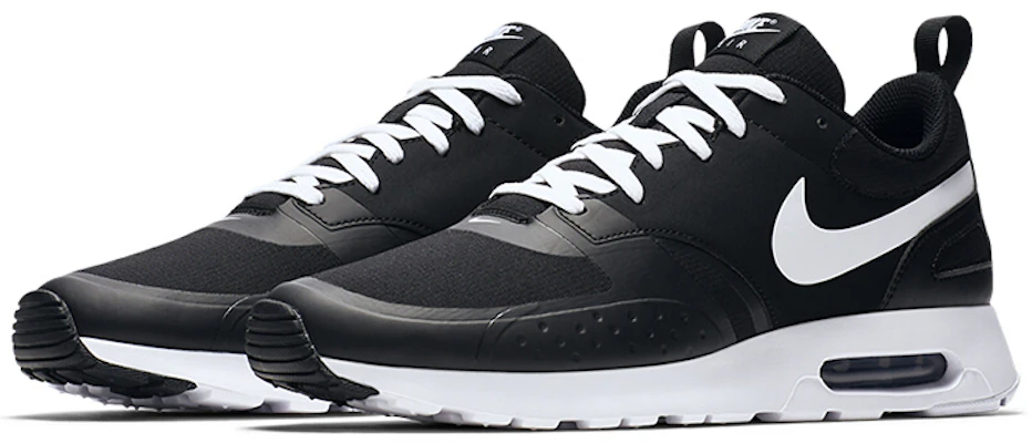 Nike Air Max Vision 低筒 運動休閒鞋 男款 黑白 Shop Nike Air Max Vision 低筒 運動休閒鞋 男款 黑白