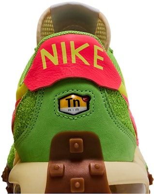 Nike Air Max Waffle Racer SP 'Electrolime Flash Crimson' IB3656-300 Sizing Nike Air Max Waffle Racer SP 'Electrolime Flash Crimson' IB3656-300