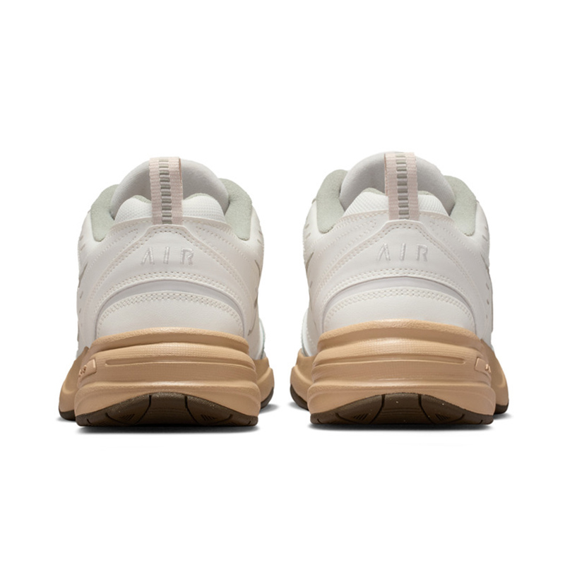 Lookbook ナイキ エア モナーク IV スニーカー IQ9792-112