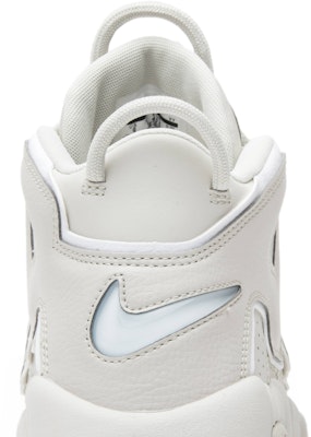 나이키 에어 모어 업템포 '라이트 본' 921948-001 Sizing 나이키 에어 모어 업템포 '라이트 본' 921948-001