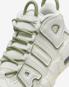 Nike Air More Uptempo 'Sail Oil Green' Verde Aceite FQ8209-100 Sizing Nike Air More Uptempo 'Sail Oil Green' Verde Aceite FQ8209-100