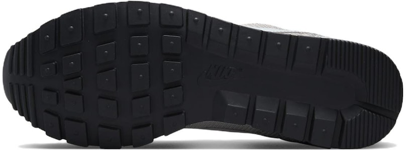 Nike Air Pegasus 83 'Gris Oro' DZ4774-016 Details for Nike Air Pegasus 83 'Gris Oro' DZ4774-016