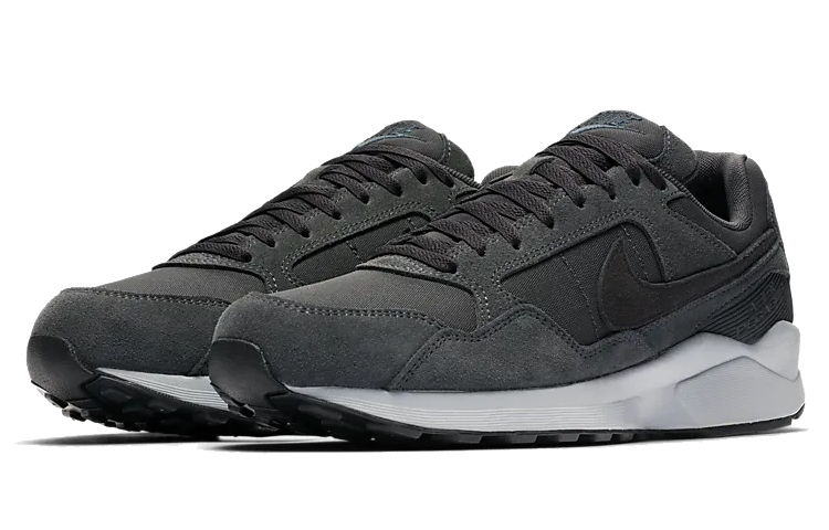 Lookbook Nike Air Pegasus 92 Lite SE Grau CI9141-001