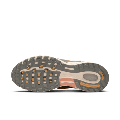 Lookbook Nike Air Pegasus Wave Premium Herrenschuhe IB7717-009