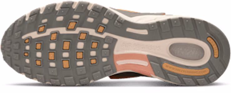 Lookbook Nike Air Pegasus Wave Premium Herrenschuhe IB7717-009
