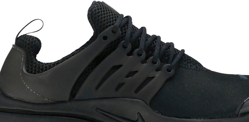 Triple black nike air 2025 presto