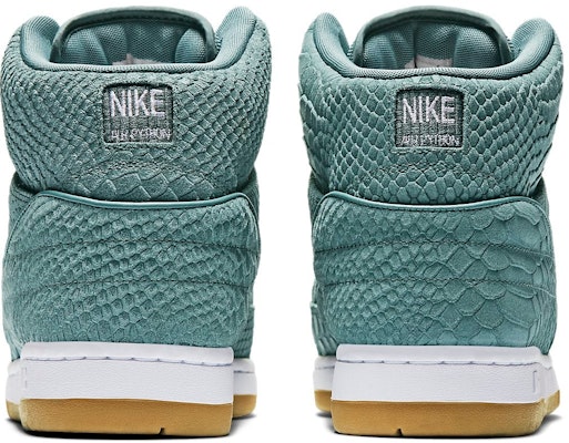 나이키 에어 파이톤 프리미엄 '하스타' (Nike Air Python Premium 'Hasta') 705066-300 Shop 나이키 에어 파이톤 프리미엄 '하스타' (Nike Air Python Premium 'Hasta') 705066-300
