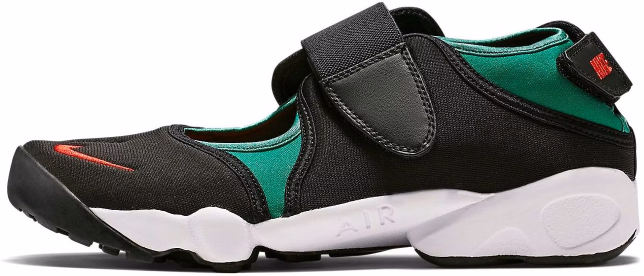 nike-air-rift-black-forest-2015-black-red-green-789491-066