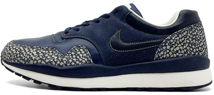 nike-air-safari-nrg-white-navy-blue-532304-440