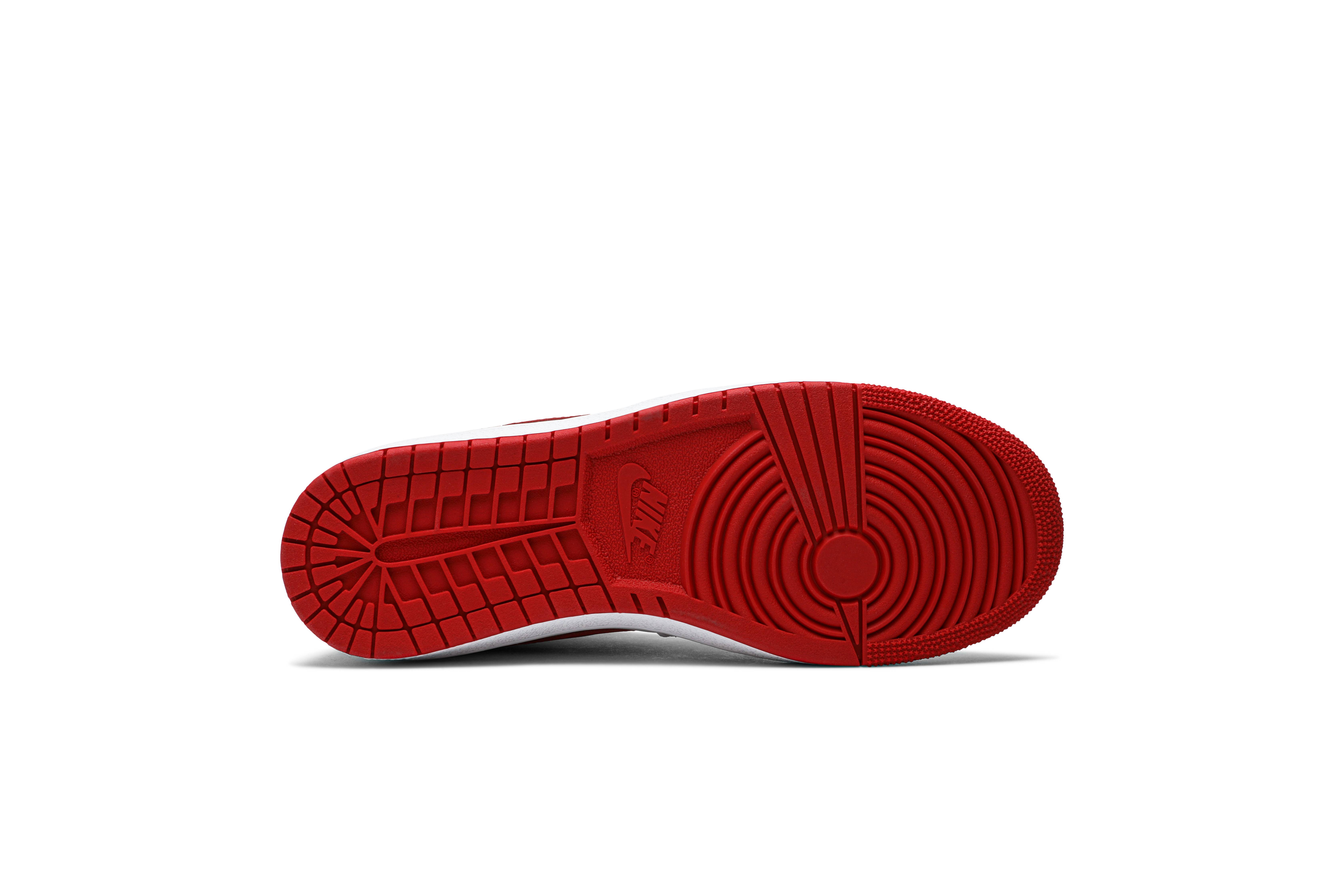 Shop 耐克Air Ship x Air Jordan 1 '新开始' CU0479-100