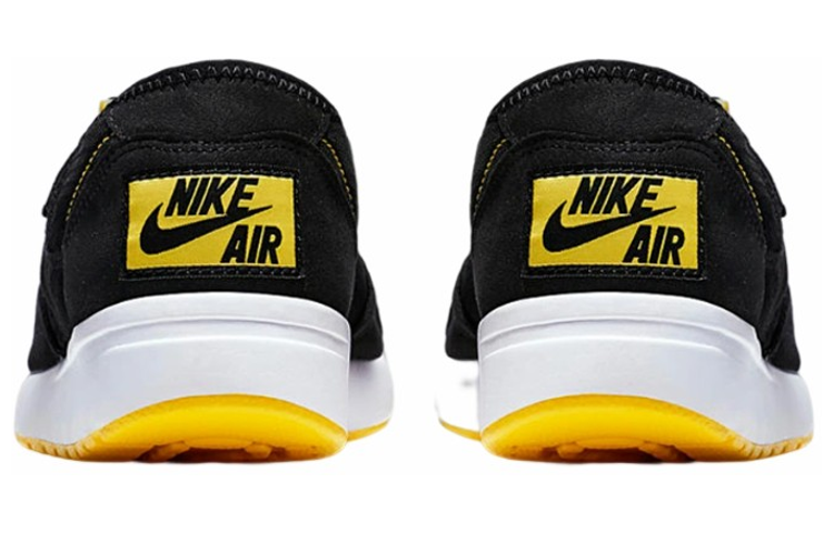 Lookbook Nike Air Sock Racer OG 'Hitam Kuning Tur' 875837-001
