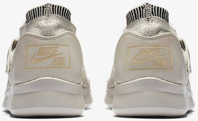 Nike Air Sock Racer Ultra Flyknit 淡灰色 Shop Nike Air Sock Racer Ultra Flyknit 淡灰色