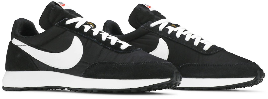 Nike tailwind 79 og top black