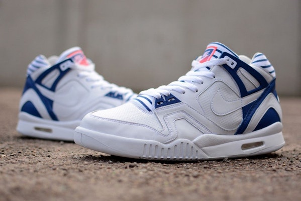 Nike Air Tech Challenge 2 'Pinstripe' Lelaki Berjalur 725157-100 Order Nike Air Tech Challenge 2 'Pinstripe' Lelaki Berjalur 725157-100