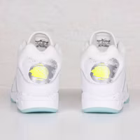 Lookbook Nike Air Tech Challenge 3 'White Volt' 749957-101