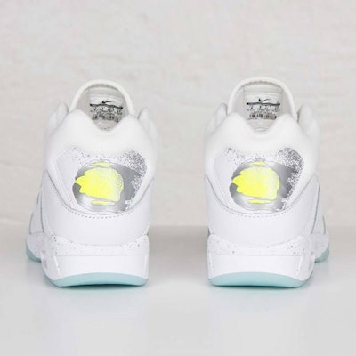 Nike Air Tech Challenge 3 'Putih Volt' 749957-101 Lookbook Nike Air Tech Challenge 3 'Putih Volt' 749957-101