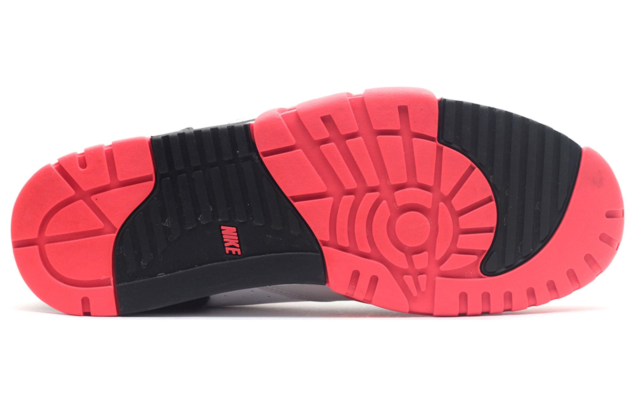 Shop Nike Air Trainer 1 舒適百搭 時尚 耐磨防滑 低筒 訓練鞋 男款 灰黑粉