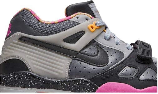 耐克Air Trainer 3 Prm Qs 'Bo Knows Horse Racing' 马赛特别版 682933-001 Order 耐克Air Trainer 3 Prm Qs 'Bo Knows Horse Racing' 马赛特别版 682933-001