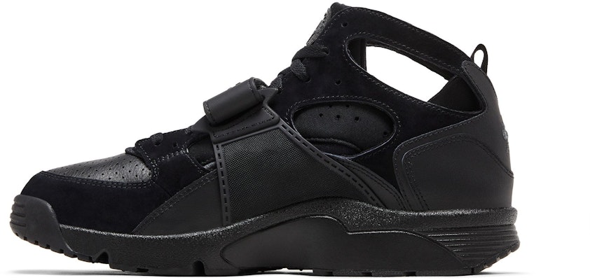 Nike Air Trainer Huarache「全黑版」 IB0497-002 Lookbook Nike Air Trainer Huarache「全黑版」 IB0497-002