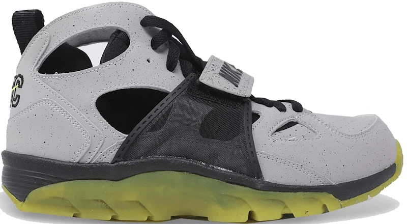 nike-air-trainer-huarache-premium-qs-nyc-647591-001